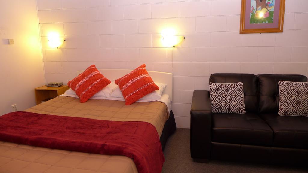 Midway Motel Роторуа Экстерьер фото